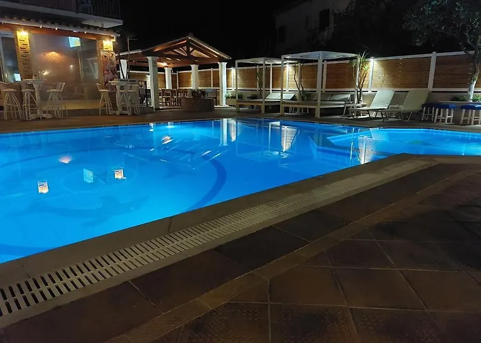 Makis Louvlis Hotel