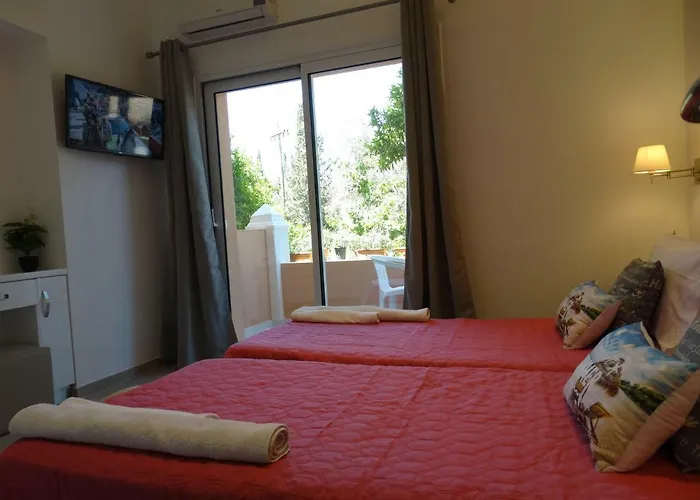 Makis Louvlis Hotel
