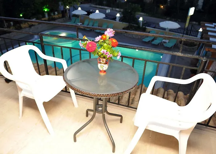 Hotel Makis Louvlis