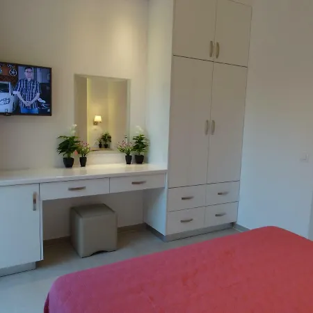 Makis Louvlis * Moraitika