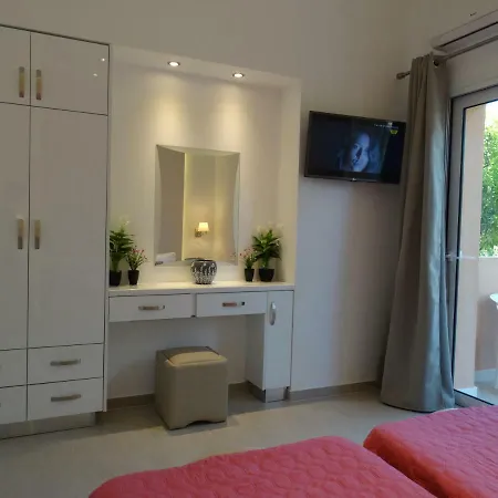 Makis Louvlis * Moraitika