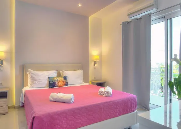 Makis Louvlis Ξενοδοχείο *